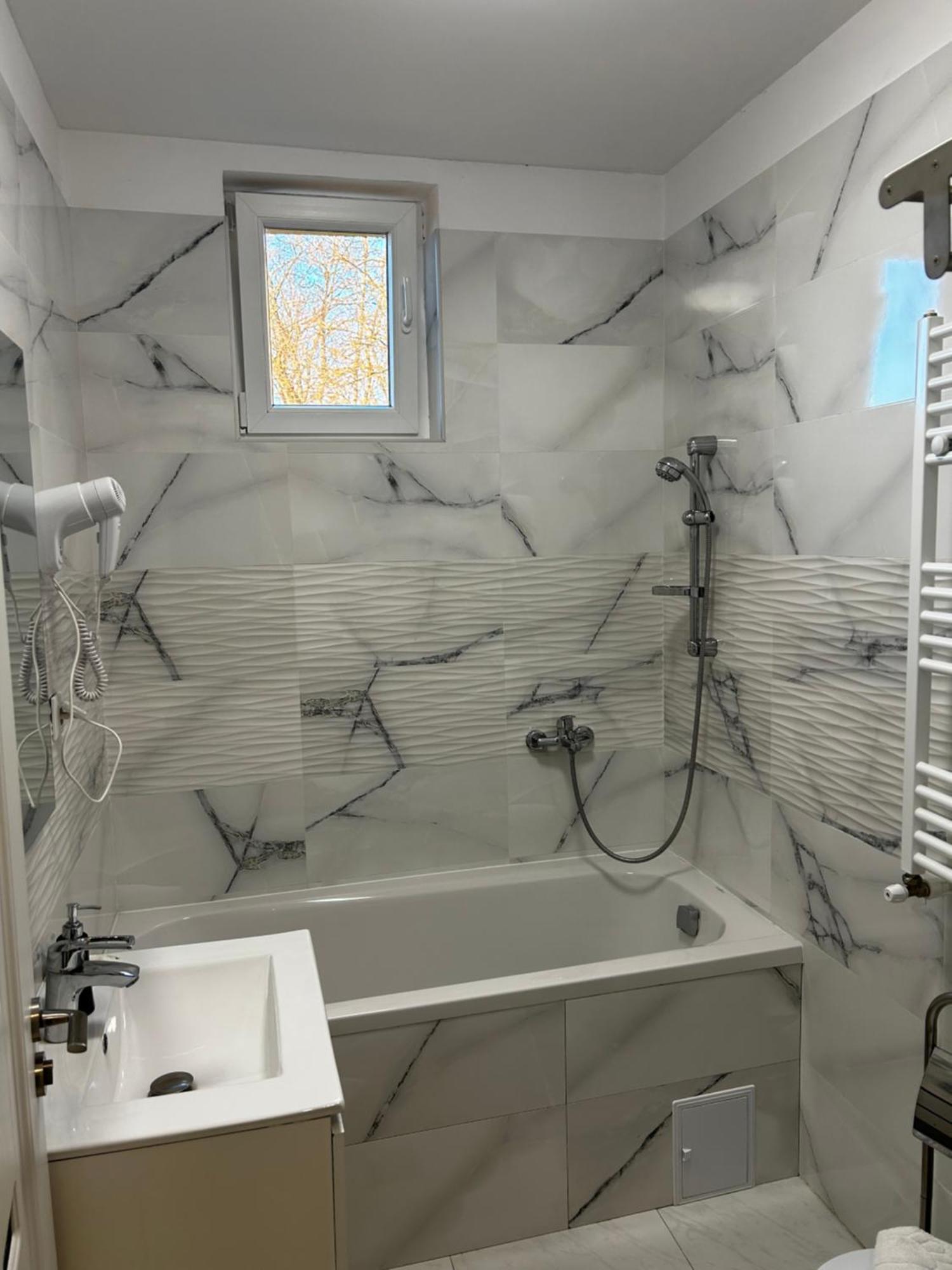 Doftana Apartaments Teşila Exterior foto